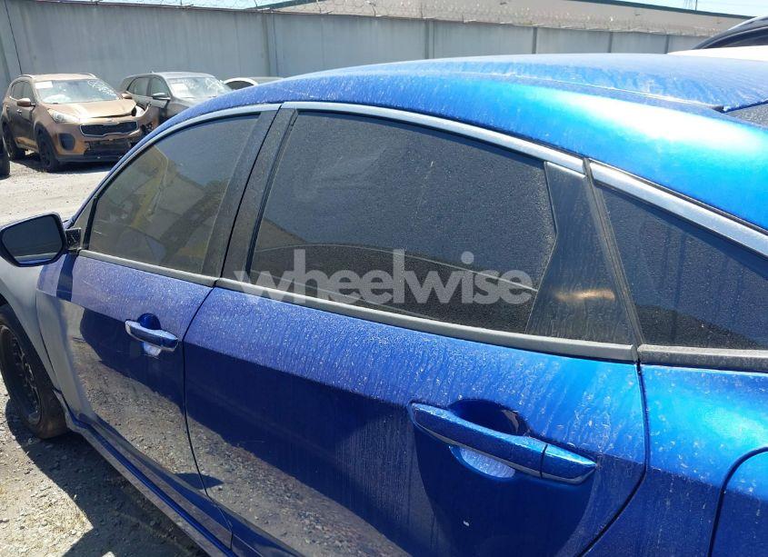 Photo 15 of 2018 Honda Civic LX (VIN 2HGFC2F52JH508422)