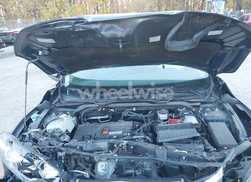 Photo 10 of 2018 Honda Civic LX (VIN 2HGFC2F52JH533319)