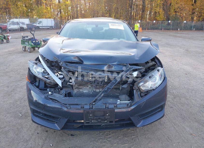 Photo 12 of 2018 Honda Civic LX (VIN 2HGFC2F52JH533319)