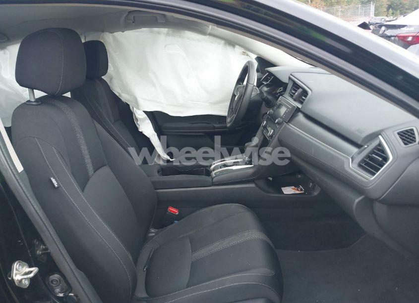 Photo 5 of 2018 Honda Civic LX (VIN 2HGFC2F52JH535328)