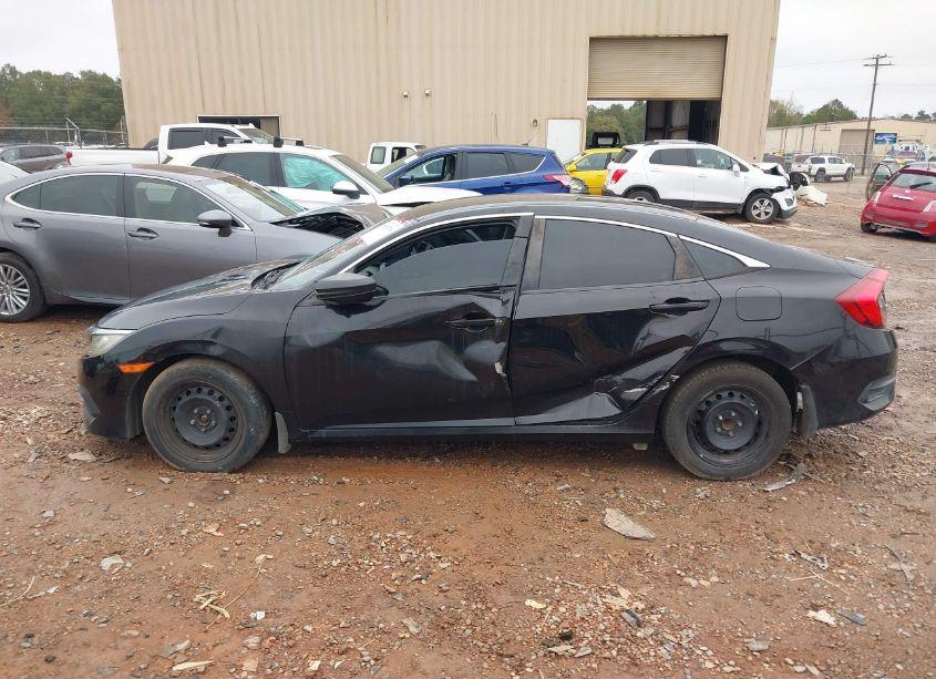 Photo 14 of 2018 Honda Civic LX (VIN 2HGFC2F52JH553506)