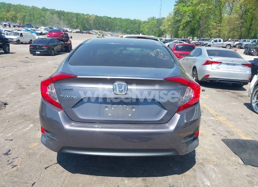 Photo 16 of 2018 Honda Civic LX (VIN 2HGFC2F52JH559113)