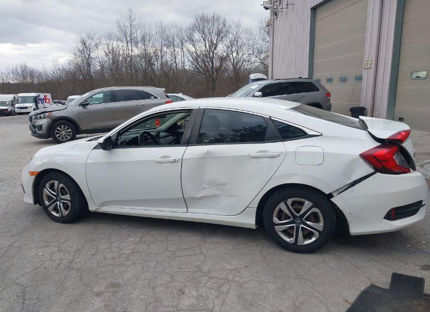 Photo 14 of 2018 Honda Civic LX (VIN 2HGFC2F52JH566479)