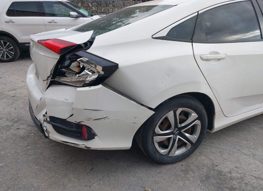 Photo 6 of 2018 Honda Civic LX (VIN 2HGFC2F52JH566479)