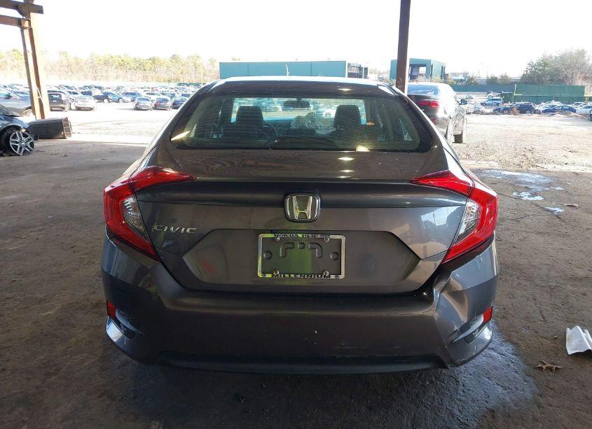 Photo 16 of 2018 Honda Civic LX (VIN 2HGFC2F52JH569107)