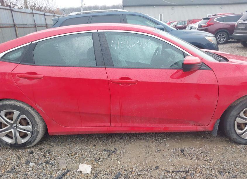 Photo 14 of 2018 Honda Civic LX (VIN 2HGFC2F52JH591477)