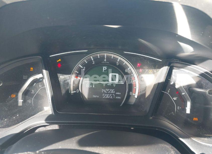 Photo 7 of 2018 Honda Civic LX (VIN 2HGFC2F52JH593875)