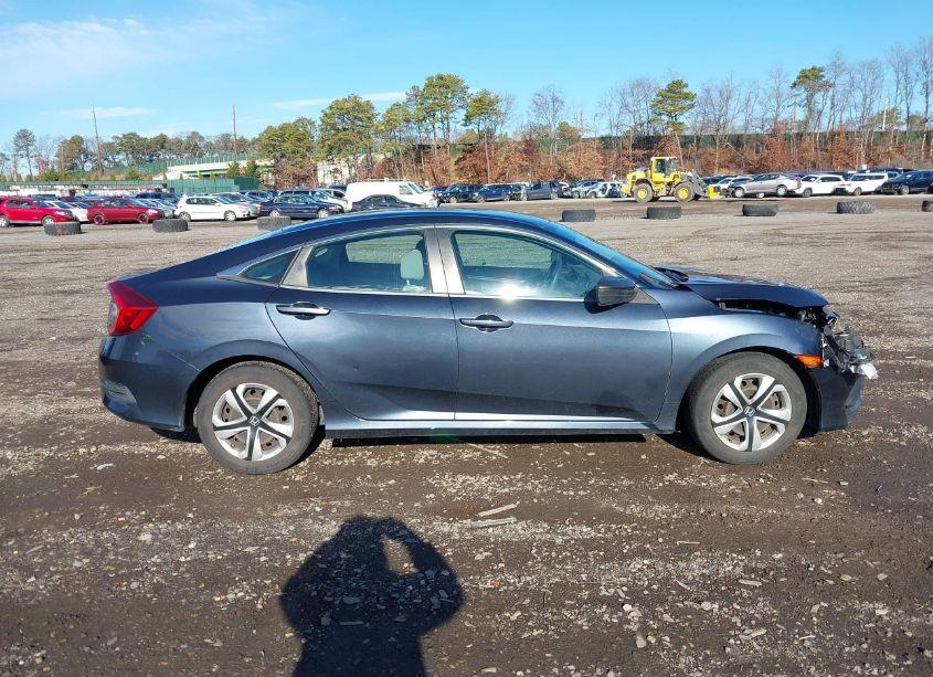 Photo 13 of 2017 Honda Civic LX (VIN 2HGFC2F53HH509055)