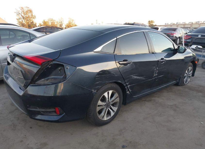 Photo 4 of 2017 Honda Civic LX (VIN 2HGFC2F53HH531735)