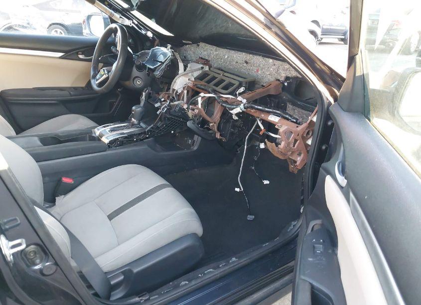Photo 5 of 2017 Honda Civic LX (VIN 2HGFC2F53HH531735)