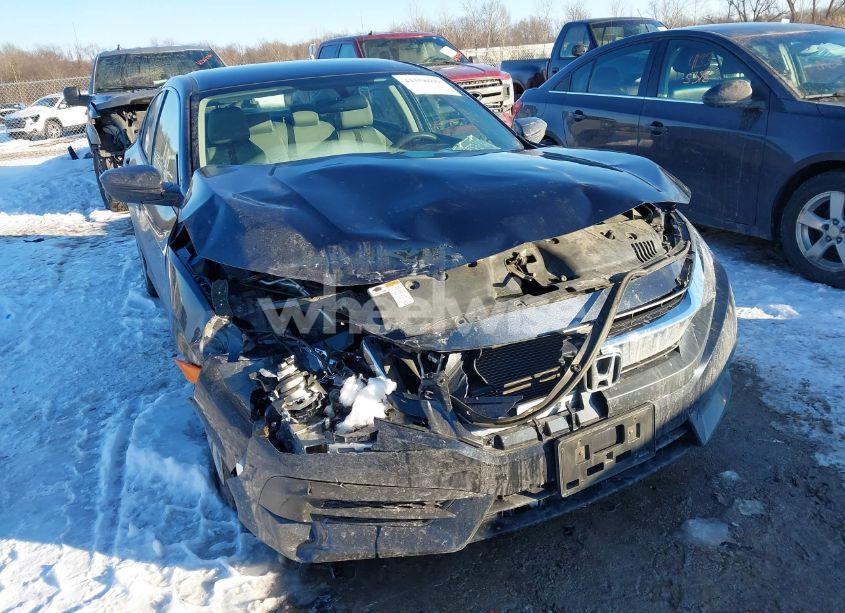 2017 Honda Civic LX (VIN 2HGFC2F53HH568400) main photo