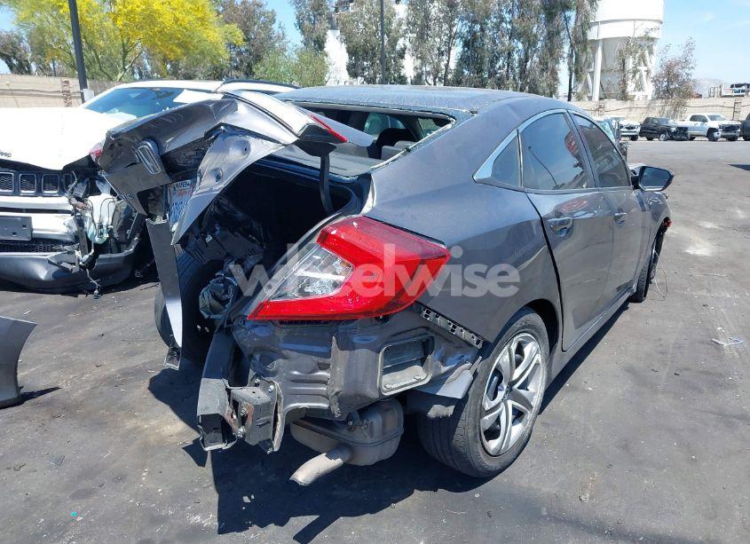 Photo 4 of 2018 Honda Civic LX (VIN 2HGFC2F53JH514732)