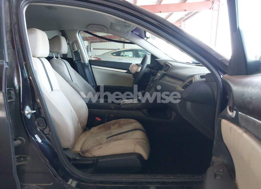 Photo 5 of 2018 Honda Civic LX (VIN 2HGFC2F53JH521860)