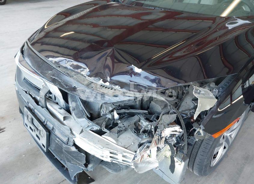 Photo 6 of 2018 Honda Civic LX (VIN 2HGFC2F53JH521860)