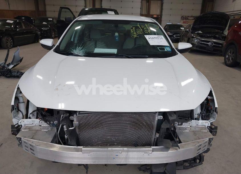 Photo 12 of 2018 Honda Civic LX (VIN 2HGFC2F53JH530073)