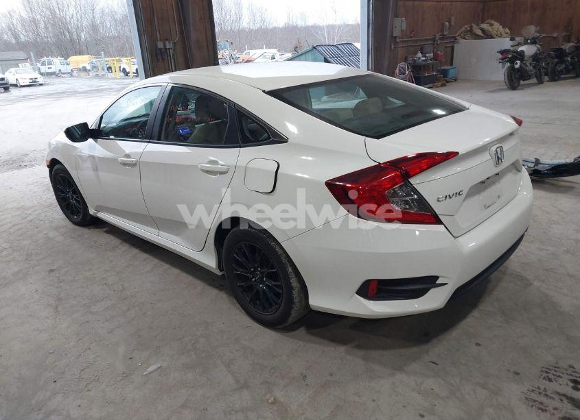 Photo 3 of 2018 Honda Civic LX (VIN 2HGFC2F53JH530073)