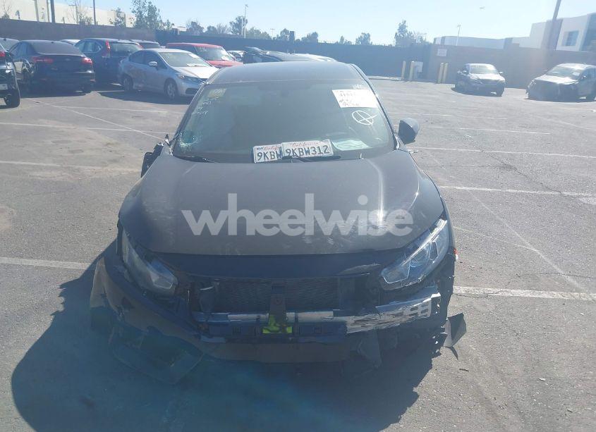 Photo 13 of 2018 Honda Civic LX (VIN 2HGFC2F53JH530798)