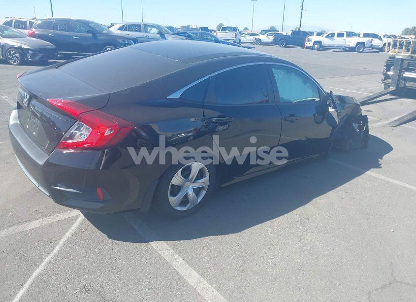 Photo 4 of 2018 Honda Civic LX (VIN 2HGFC2F53JH530798)