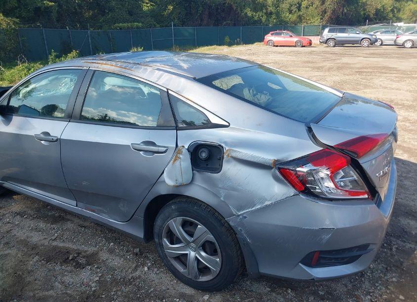 Photo 13 of 2018 Honda Civic LX (VIN 2HGFC2F53JH541204)