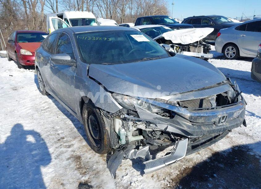 2018 Honda Civic LX (VIN 2HGFC2F53JH572954) main photo