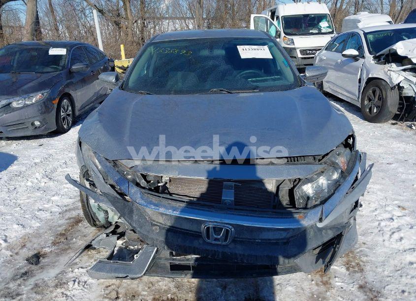 Photo 12 of 2018 Honda Civic LX (VIN 2HGFC2F53JH572954)