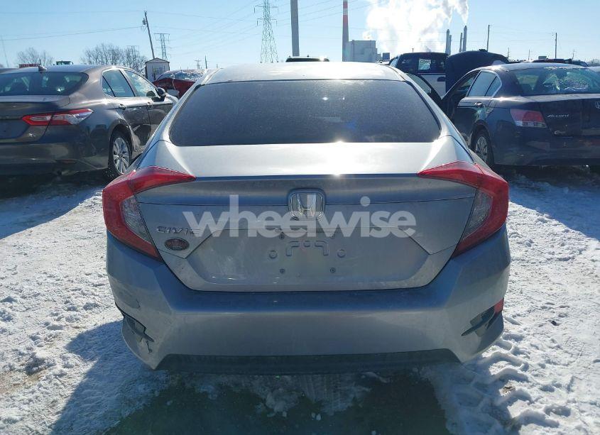 Photo 16 of 2018 Honda Civic LX (VIN 2HGFC2F53JH572954)