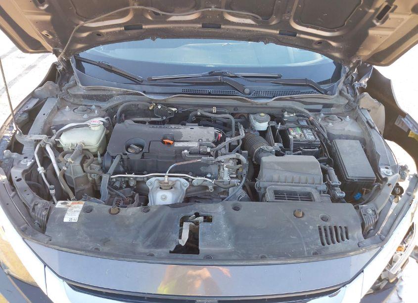 Photo 10 of 2018 Honda Civic LX (VIN 2HGFC2F53JH586515)