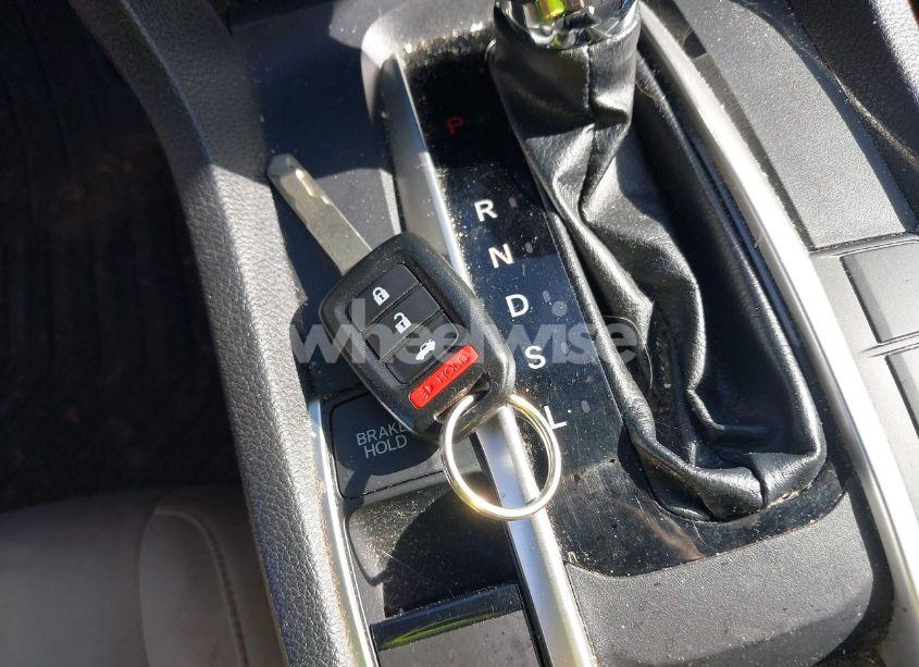 Photo 11 of 2018 Honda Civic LX (VIN 2HGFC2F53JH591181)