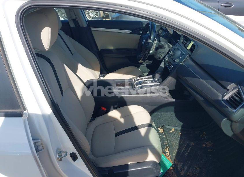 Photo 5 of 2018 Honda Civic LX (VIN 2HGFC2F53JH591181)