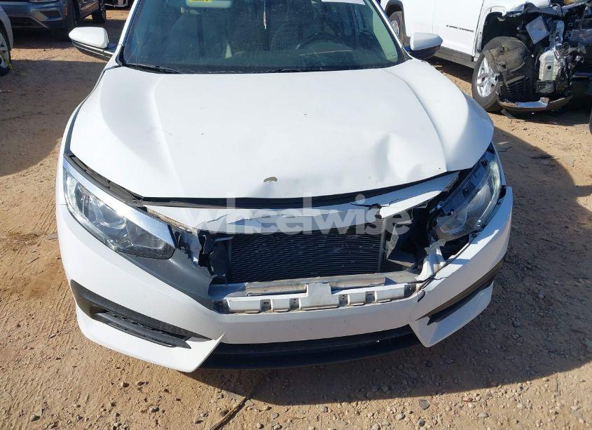 Photo 6 of 2018 Honda Civic LX (VIN 2HGFC2F53JH591181)