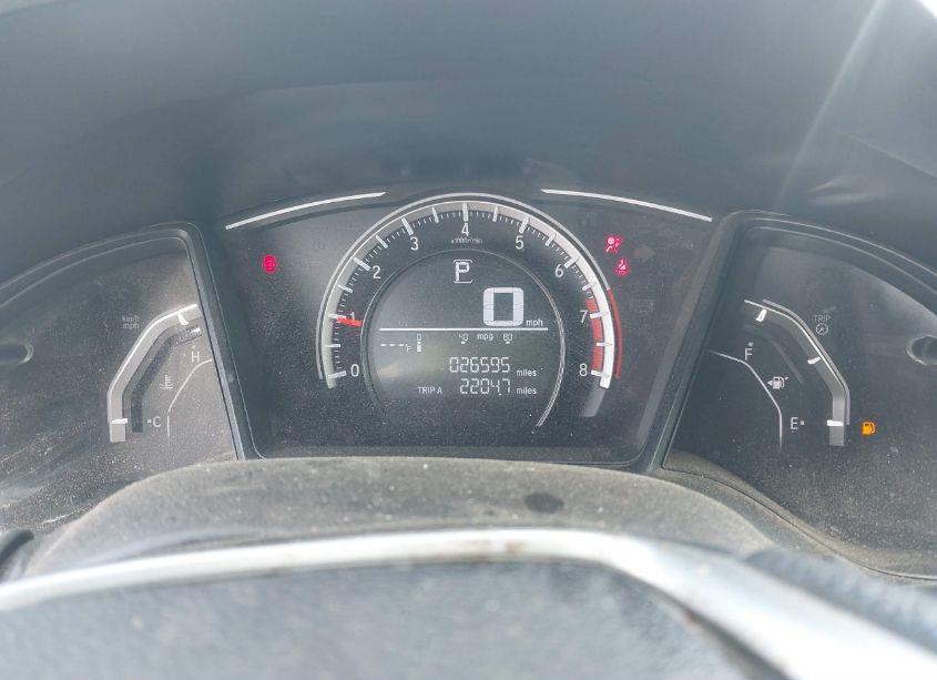 Photo 7 of 2018 Honda Civic LX (VIN 2HGFC2F53JH598499)