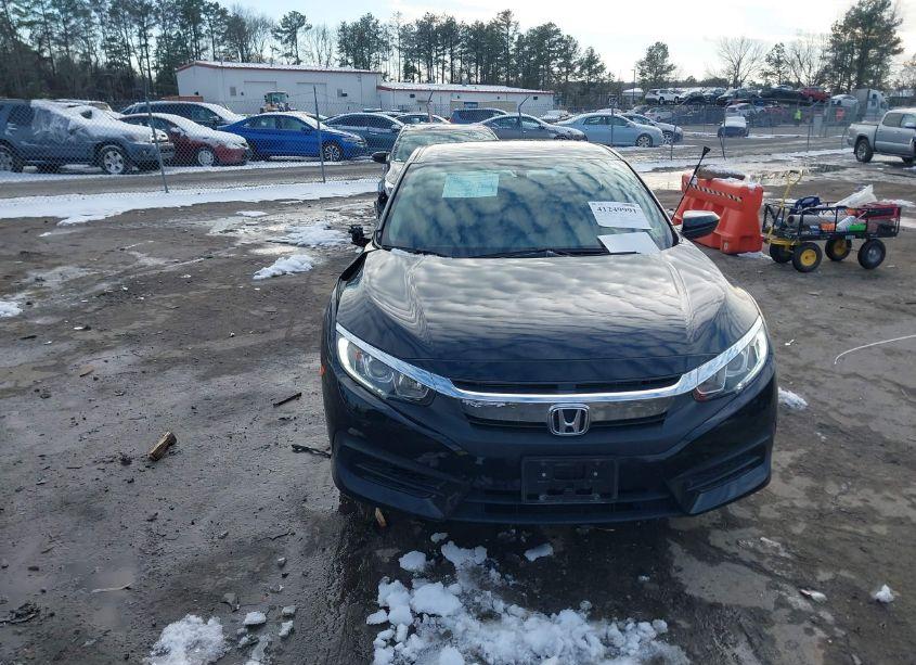 Photo 12 of 2018 Honda Civic LX (VIN 2HGFC2F53JH605953)