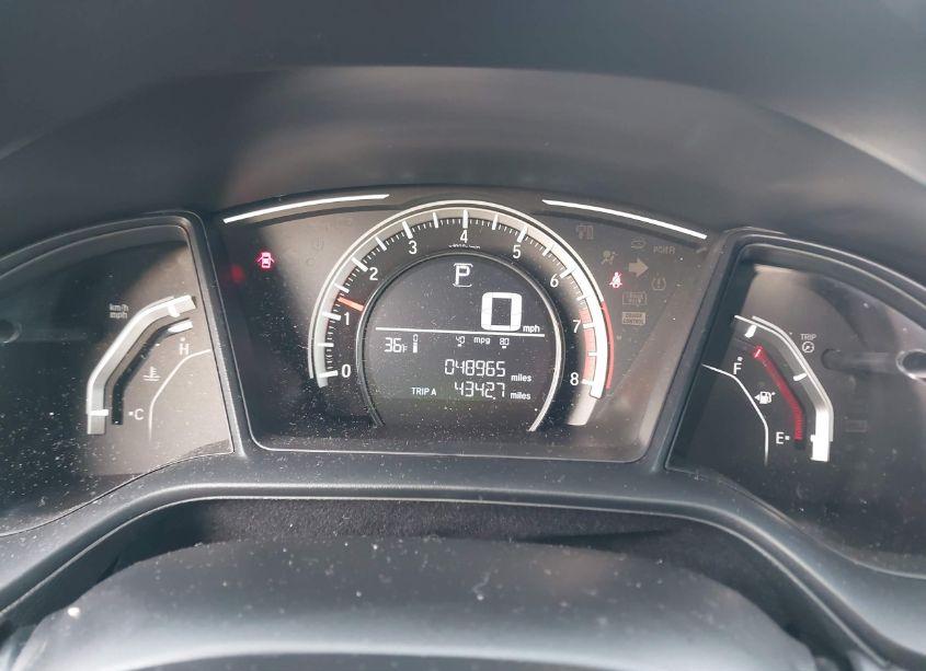 Photo 7 of 2018 Honda Civic LX (VIN 2HGFC2F53JH605953)