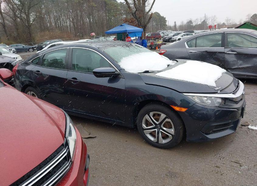 2018 Honda Civic LX (VIN 2HGFC2F54JH516182) main photo