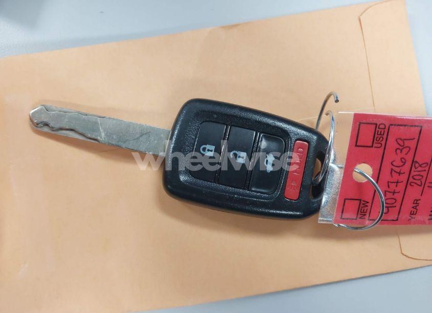 Photo 11 of 2018 Honda Civic LX (VIN 2HGFC2F54JH590542)