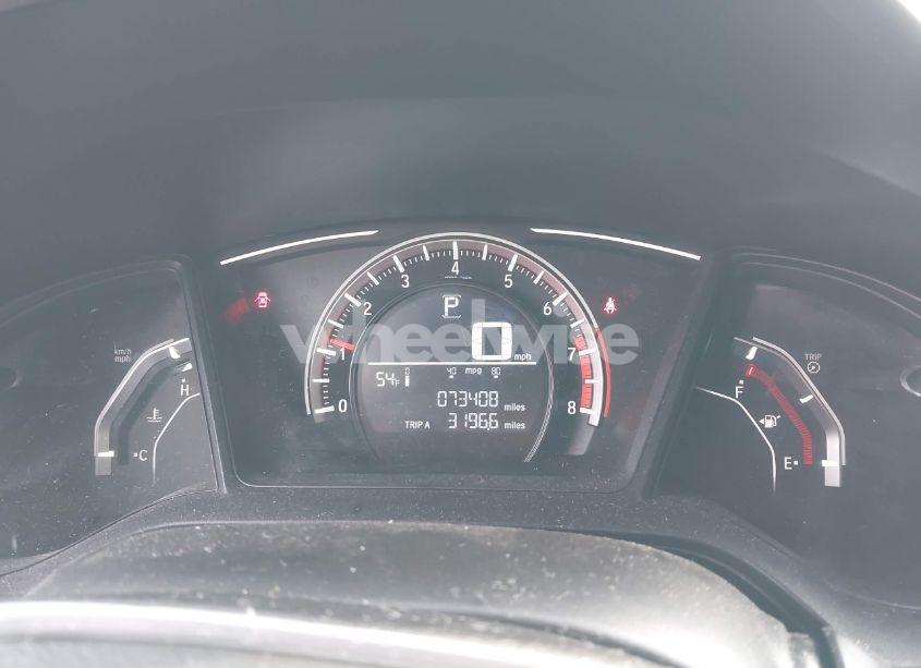 Photo 7 of 2018 Honda Civic LX (VIN 2HGFC2F54JH604309)