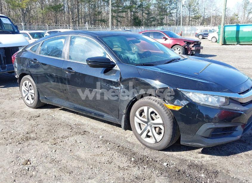 Photo 6 of 2018 Honda Civic LX (VIN 2HGFC2F54JH605959)