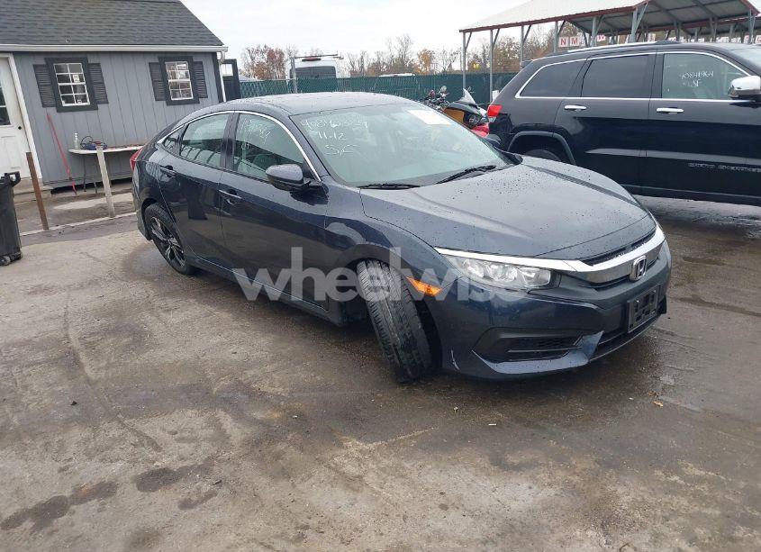 2018 Honda Civic LX (VIN 2HGFC2F54JH610143) main photo