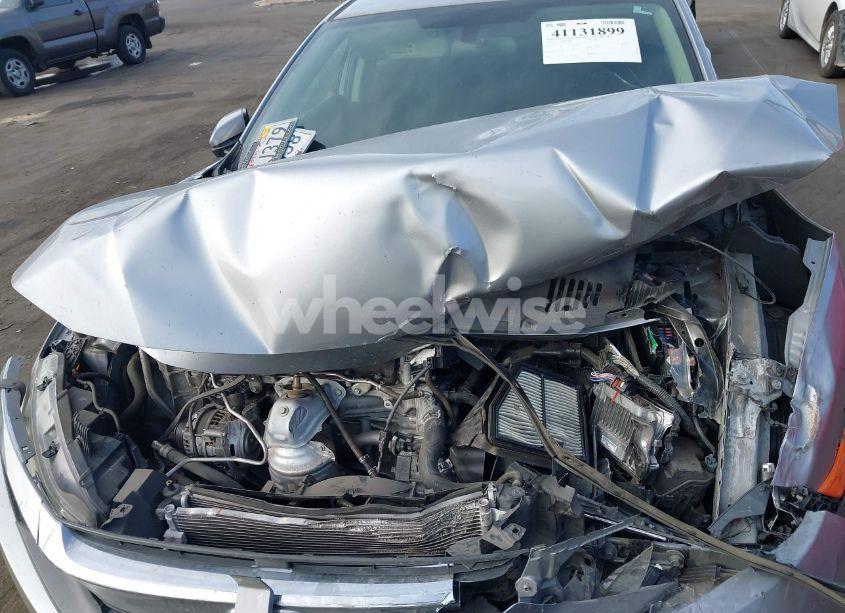 Photo 19 of 2018 Honda Civic LX (VIN 2HGFC2F54JH610823)