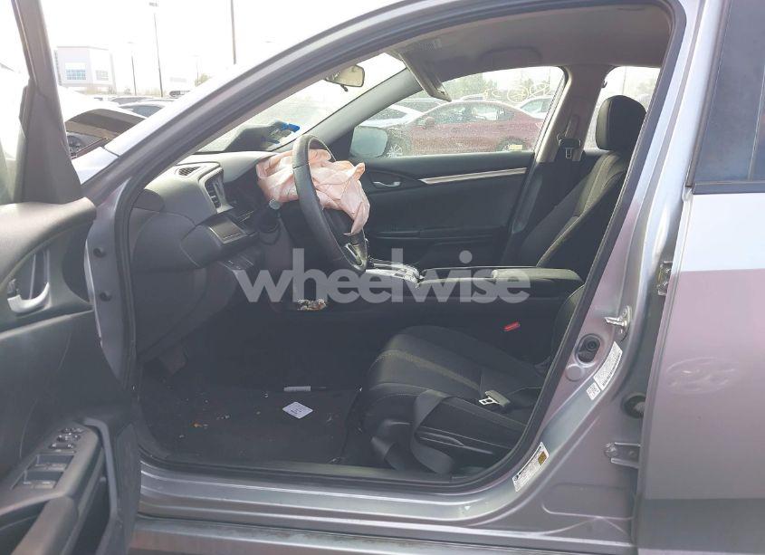 Photo 5 of 2018 Honda Civic LX (VIN 2HGFC2F54JH610823)