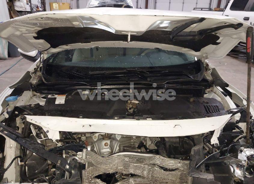 Photo 10 of 2016 Honda Civic LX (VIN 2HGFC2F55GH556277)