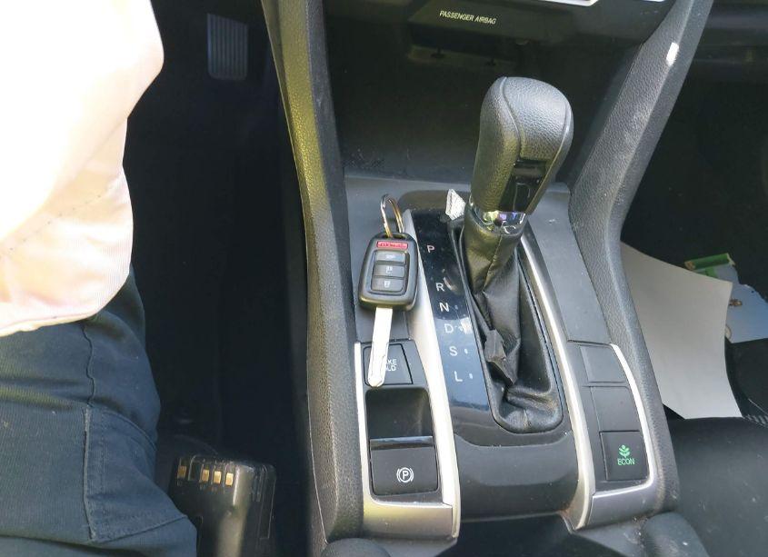 Photo 11 of 2017 Honda Civic LX (VIN 2HGFC2F55HH518016)