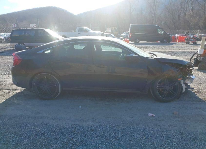 Photo 13 of 2017 Honda Civic LX (VIN 2HGFC2F55HH538928)