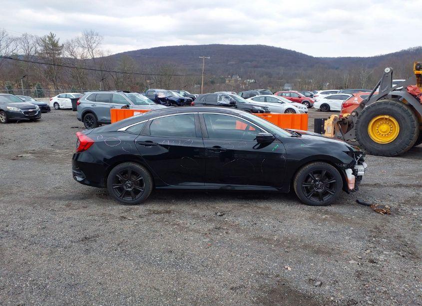 Photo 13 of 2017 Honda Civic LX (VIN 2HGFC2F55HH557981)