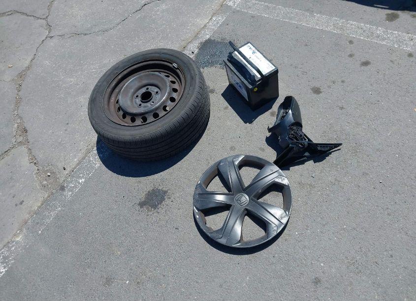 Photo 12 of 2018 Honda Civic LX (VIN 2HGFC2F55JH516546)