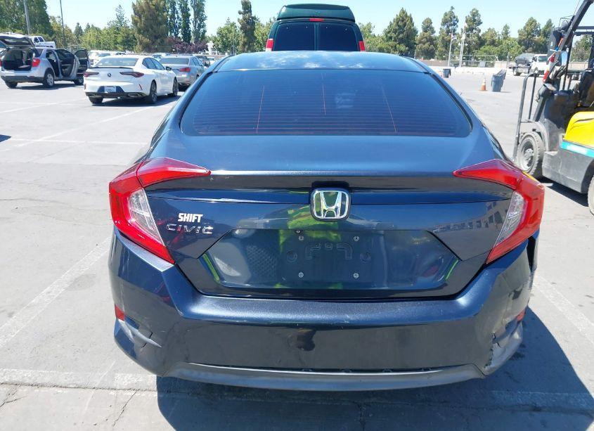 Photo 17 of 2018 Honda Civic LX (VIN 2HGFC2F55JH516546)