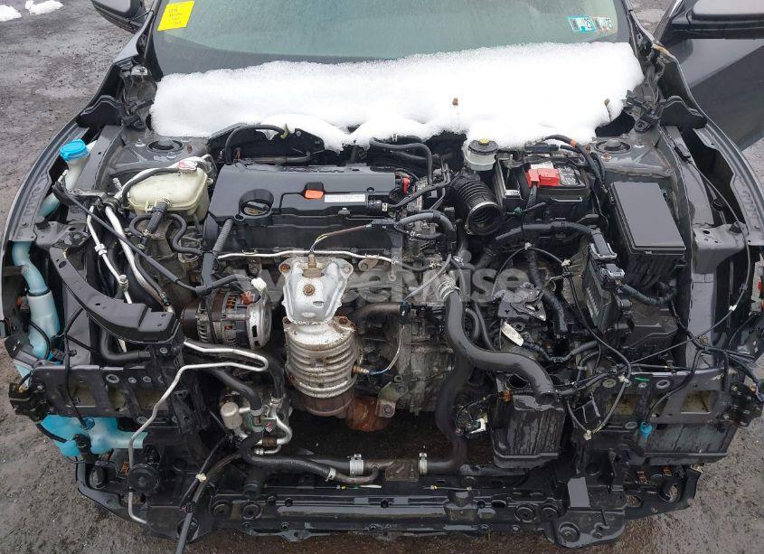 Photo 10 of 2018 Honda Civic LX (VIN 2HGFC2F55JH521178)