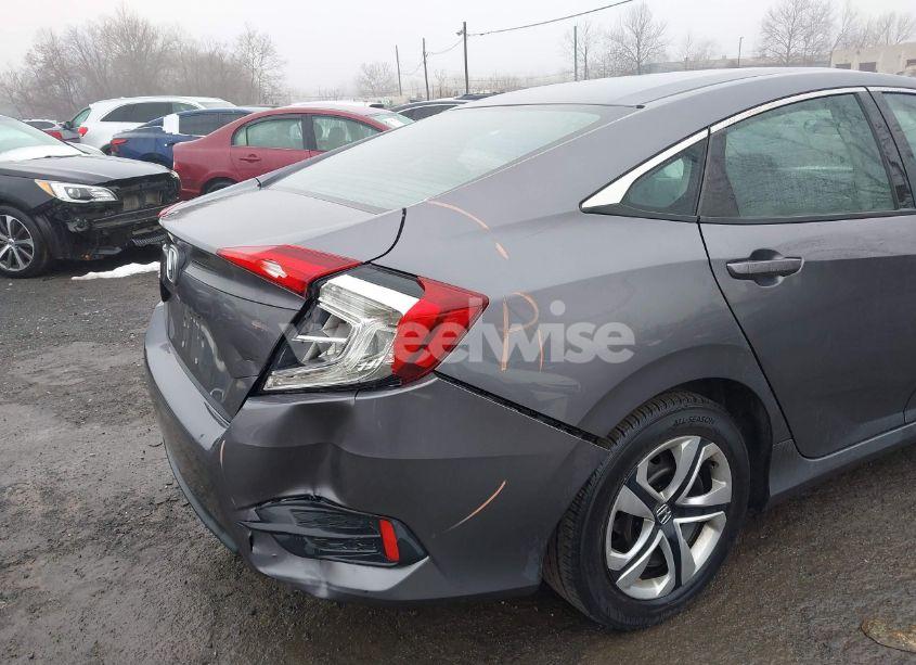 Photo 20 of 2018 Honda Civic LX (VIN 2HGFC2F55JH521178)