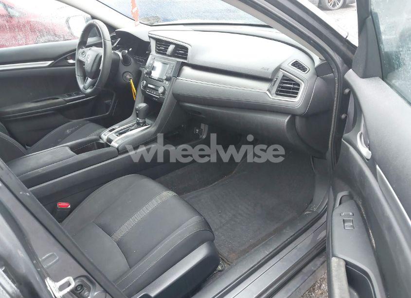 Photo 5 of 2018 Honda Civic LX (VIN 2HGFC2F55JH521178)