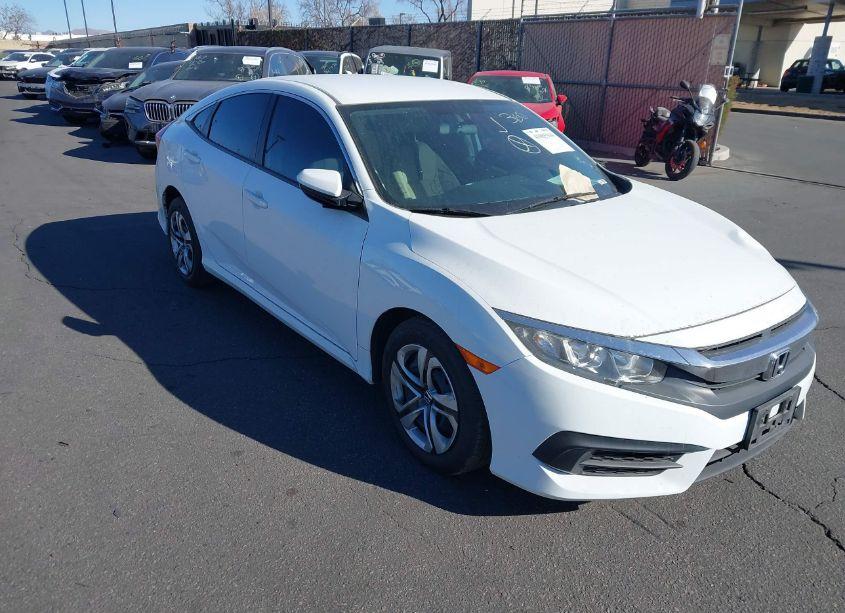 2018 Honda Civic LX (VIN 2HGFC2F55JH530267) main photo